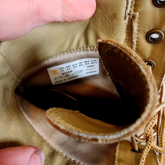 Women's Timberland Heels - Picture 3 of 7